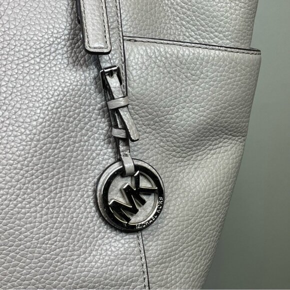 Michael Kors Pearl Grey Large Pebbled Leather Jet Set Tote Bag Purse Handbag - Picture 4 of 15
